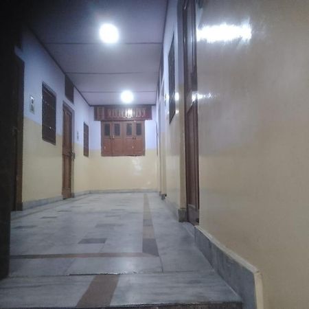 Hotel Maharaja Inn By Wb Inn Kanpur Esterno foto