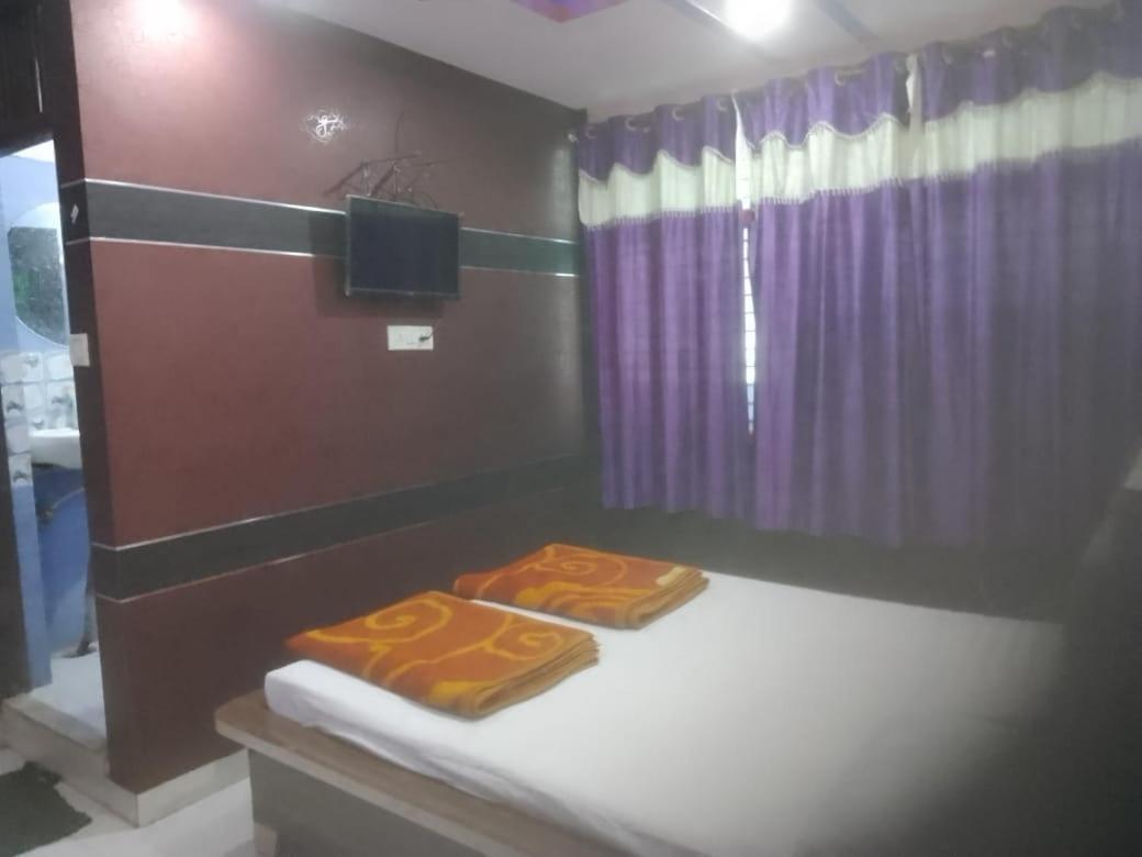 Hotel Maharaja Inn By Wb Inn Kanpur Esterno foto