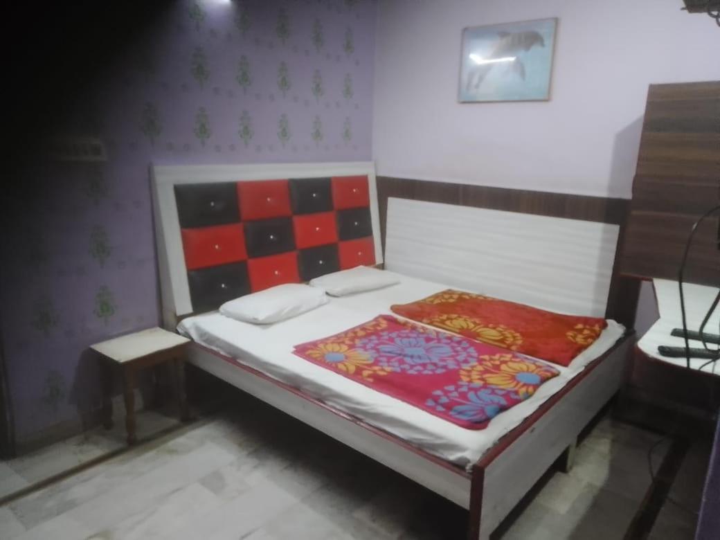 Hotel Maharaja Inn By Wb Inn Kanpur Esterno foto